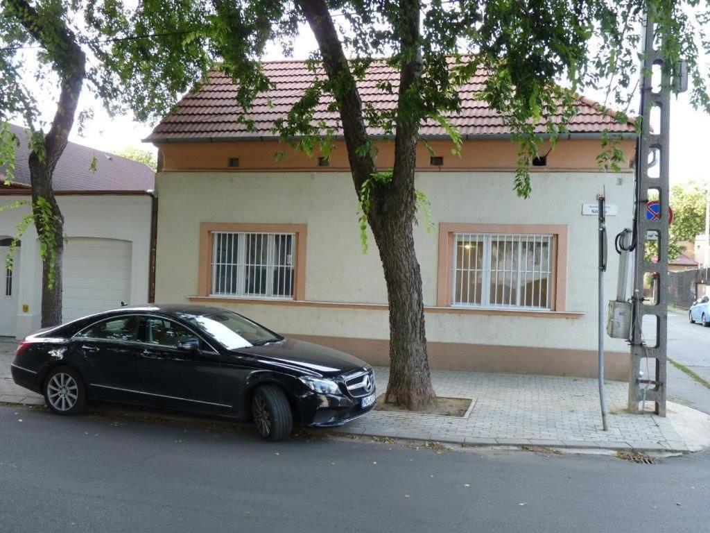 דברצן Eper Apartman מראה חיצוני תמונה